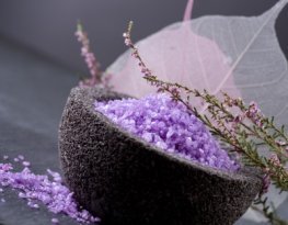 natural soap colorants from your kitchen and garden